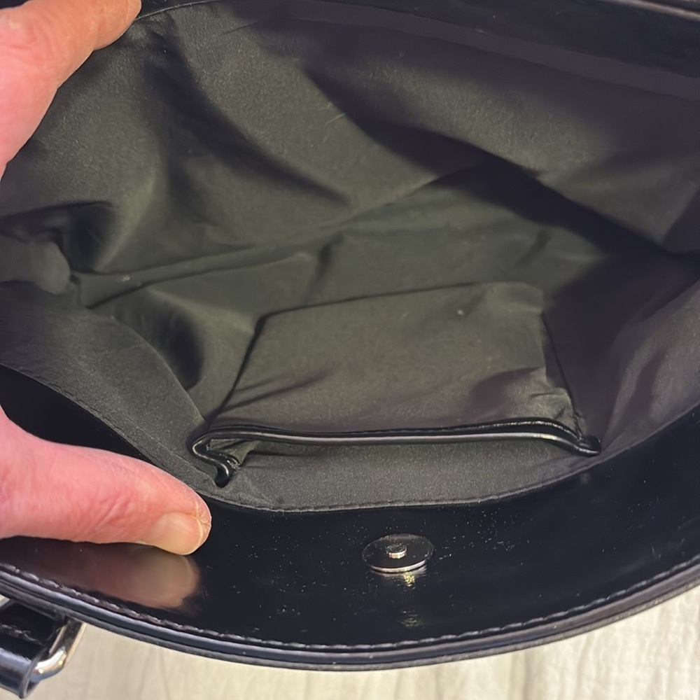 Giani Bernini Black Leather Tote Bag. - Picture 6 of 8